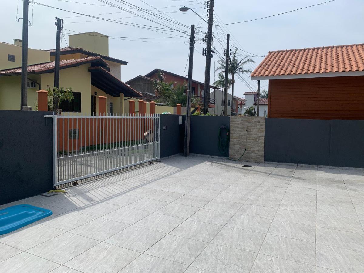 Casa De Temporada No Sul Da Ilha Com Piscina Villa Florianopolis Bagian luar foto
